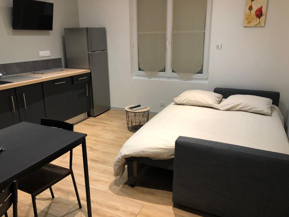 La P'Tite Maison - Rdc Viré Zewnętrze zdjęcie